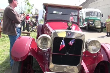 Den s historickou technikou ve Velkém Oseku