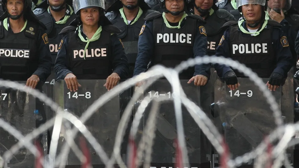 Ozbrojené síly střeží vládní komplexy v Bangkoku