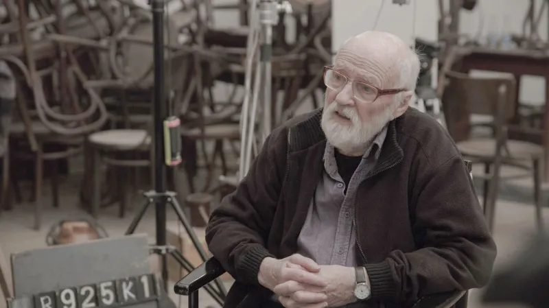 Jan Švankmajer při natáčení filmu Hmyz