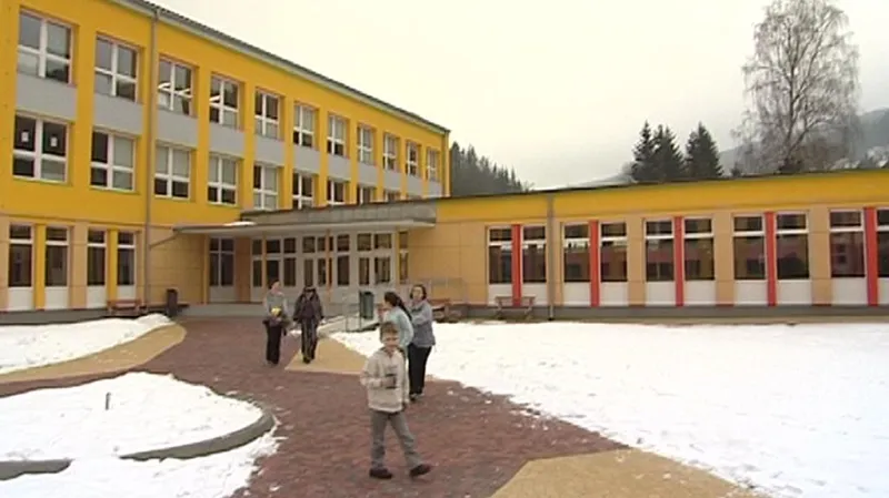 Kraslická radnice zřizuje novou střední školu.