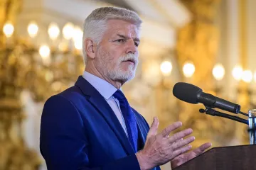 Máme tendenci zapomínat rysy, které vedou k tragickým událostem, míní Pavel
