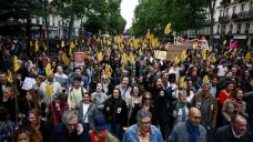 Demonstrace proti krajně pravicové straně Národní shromáždění v Paříži