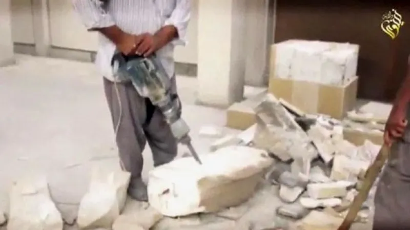 Štulc k ničení památek: Islamisté chtějí hlavně zisk