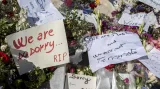 Uctění památky obětí páteční střelby na pláži v resortu hotelu Imperial Marhaba