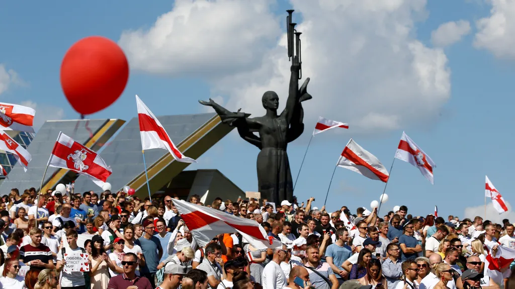 Protivládní demonstrace v Minsku 16. srpna 2020