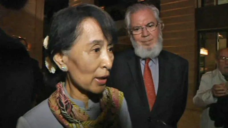 Su Ťij po příjezdu do Ženevy