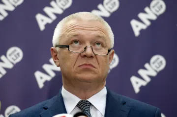 Faltýnek: O mýtu jsem jednal proto, že hrozilo odvolání Ťoka. Žádné pověření jsem nepotřeboval