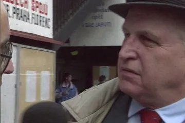 30 let zpět: Co bude s poslanci Federálního shromáždění po rozpadu Československa?