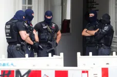 Policie v Berlíně podnikla rozsáhlou razii proti pašerákům zbraní