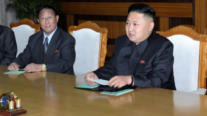 Korejský vůdce při jednání s čínskou delegací