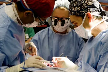 První muž s transplantovanými játry v Brně si už 30 let užívá aktivního života