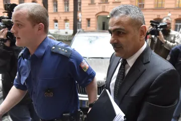 Íránec Zadeh, který složil rekordní kauci 150 milionů, vyšel z cely. A hned jej zatkli