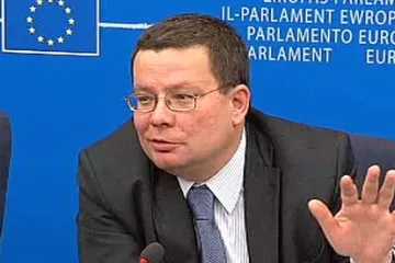 Vondra: Úspěch předsednictví nemůžete měřit počtem vyvěšených vlajek