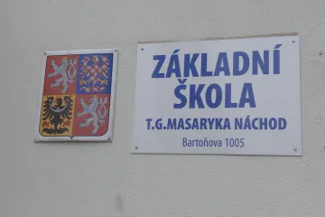 Za napadení učitelky potrestal soud matku obecně prospěšnými pracemi