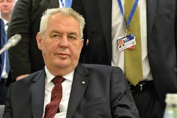Zeman chce stále Česko v eurozóně. Nejdřív ale musí odejít Řecko