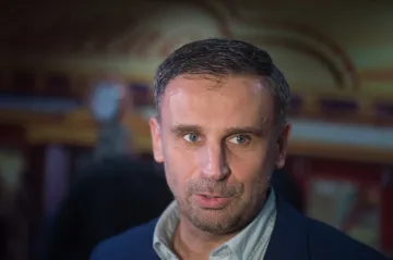 Za koho bude Zimola kandidovat ve volbách? Podle něj není nic jisté, podle Hamáčka za ČSSD