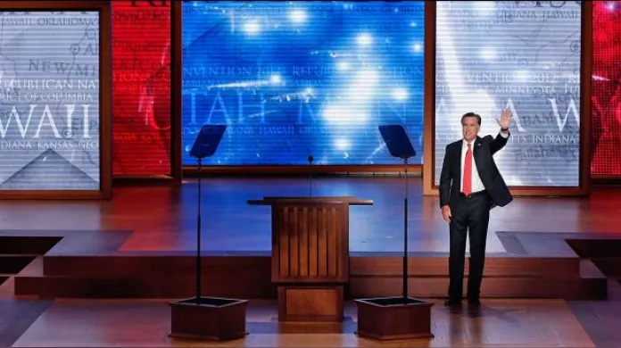 Romney přijal prezidentskou nominaci