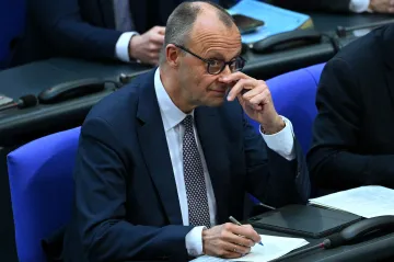 Bundestag schválil obří balík na obranu a infrastrukturu