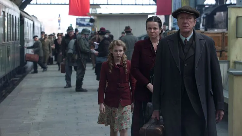 Zlodějka knih / Sophie Nélisseová, Emily Watsonová, Geoffrey Rush