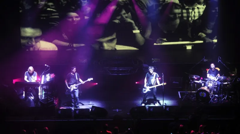 Koncert Tata Bojs k albu Ležatá osmička (Praha, 2011)