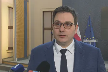 Vláda schválila národní sankční zákon, ten může lidem na seznamu zakázat vstup do Česka