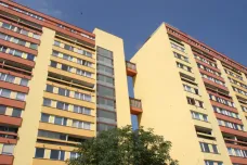 Pražští učitelé, záchranáři a úředníci dostanou další městské byty