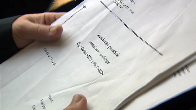 Znalecký posudek grafologa