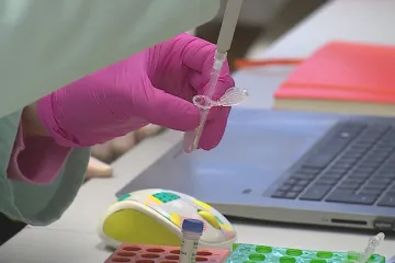 Po covidu přibylo rakovin. Lidé využívají i léčby na míru