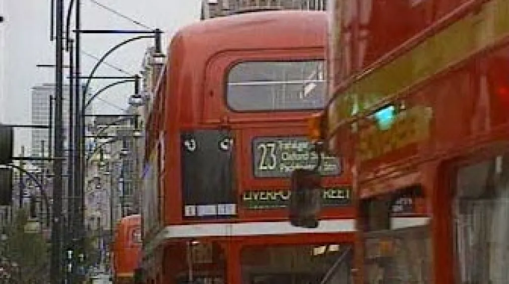 Londýnské autobusy