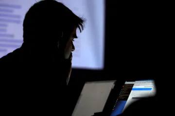 Systém veřejné správy napadli hackeři, útok se týkal Prahy i ministerstva práce