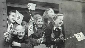 Berlínské děti odjíždí do tábora KLV