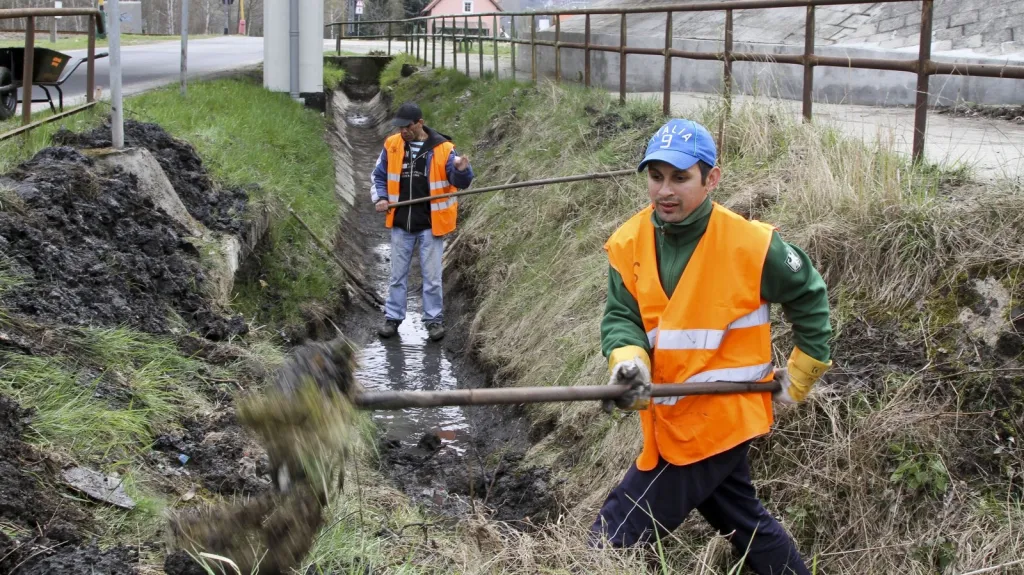 Veřejně prospěšná práce