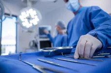 Ve zlínské nemocnici zemřela pacientka po endoskopickém vyšetření. Případ vyšetřuje policie