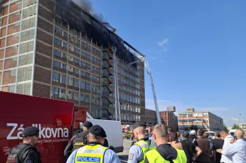 Ve Zlíně hoří budova v bývalém areálu Baťových závodů