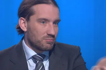 Kdy někdo z řvoucího davu hodí kamenem? Sociolog Buchtík varuje před radikalizací covidových protestů