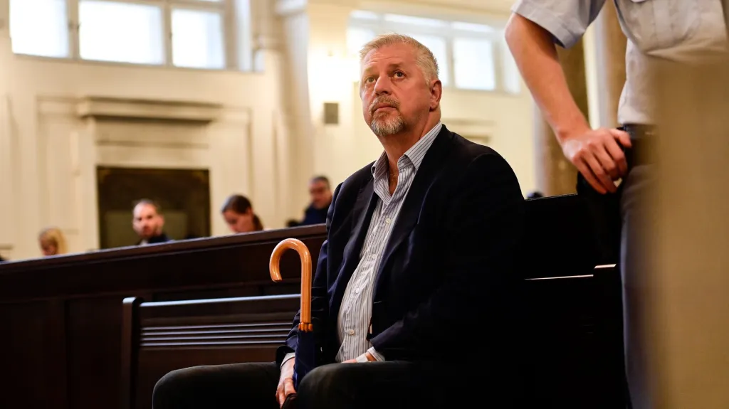 Petr Bendl vypovídal u soudu v kauze Čapí hnízdo