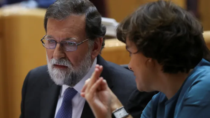 Mariano Rajoy a Soraya Sáenzová - nerozlučná dvojice španělské politiky