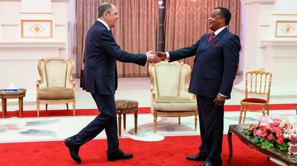 Ruský ministr zahraničí Sergej Lavrov a prezident Konžské republiky Denis Sassou-Nguesso