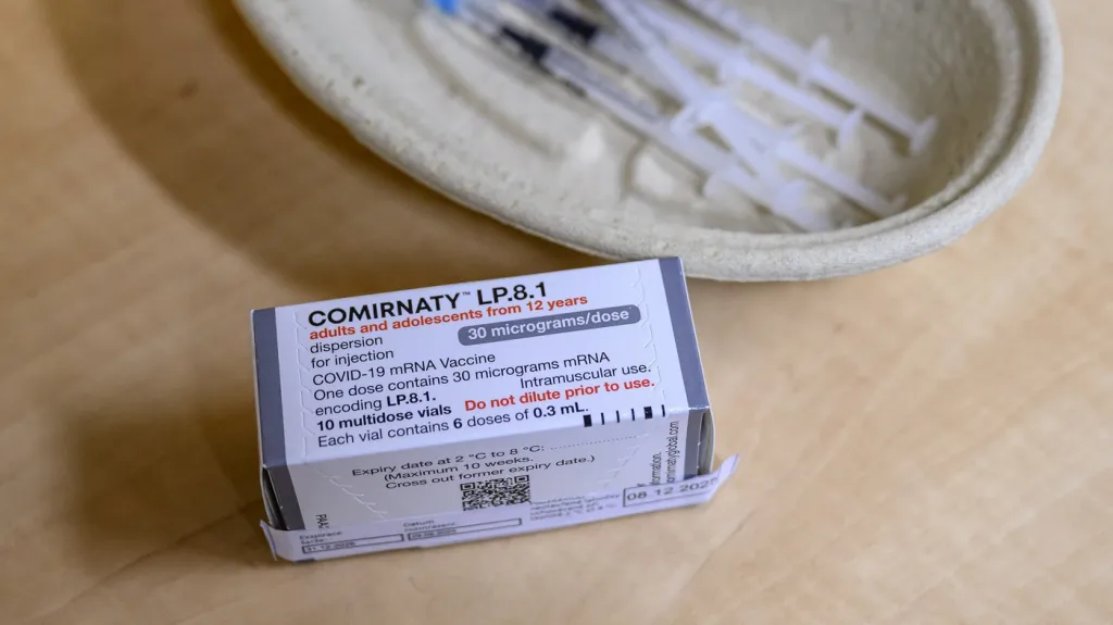 Očkování proti COVID-19