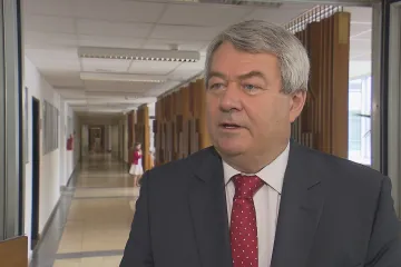 Bartoš či Kupka demonstranty na Letné podpořili. Podle Filipa jim chybí respekt k výsledku voleb 