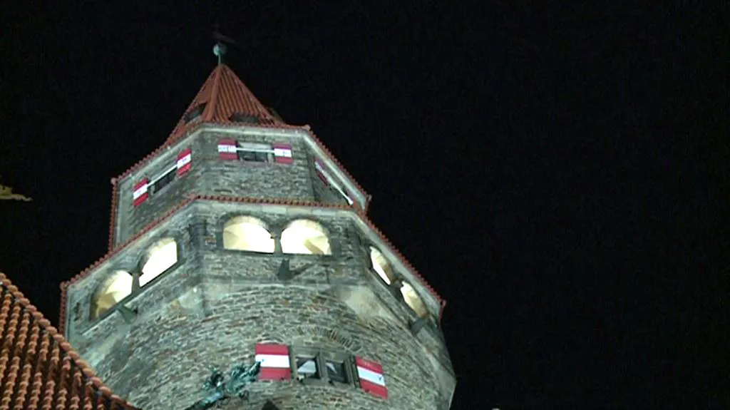 Osvícený hrad Bouzov