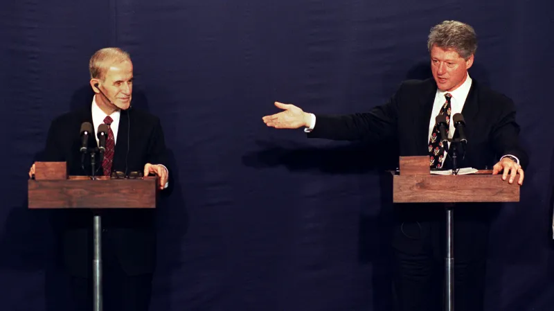 Syrský prezident Hafíz Asad a americký prezident Bill Clinton při setkání v Ženevě v roce 1994