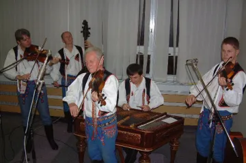 AVÍZO: Do Hluku přijedou špičkoví muzikanti a zpěváci Horňácka