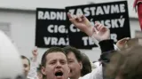 Účastníci demonstrace v Břeclavi