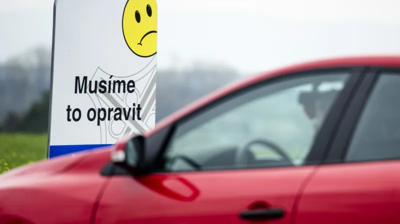 Silniční uzavírka