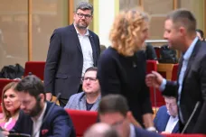 Náměstek pražského primátora Pospíšil ustál hlasování o odvolání