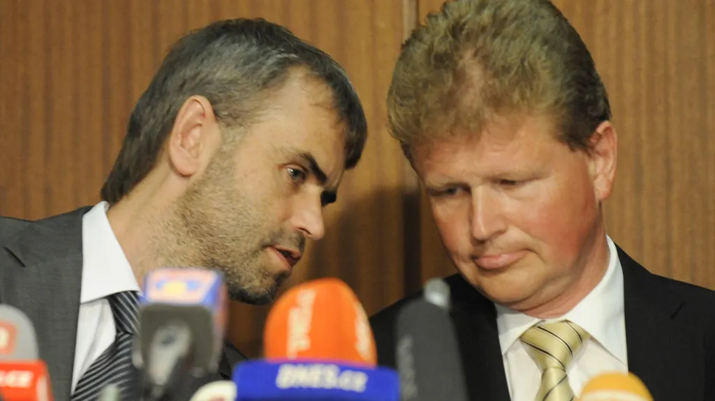 Bývalý šéf ÚOOZ Robert Šlachta a státní zástupce Ivo Ištvan