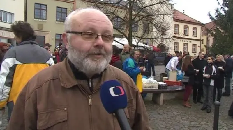 Hovoří organizátor akce Rudolf Burgr