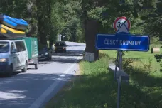Na dva měsíce se uzavírá důležitá silnice na jihu Čech. Podnikatelé z okolí Lipna se zlobí