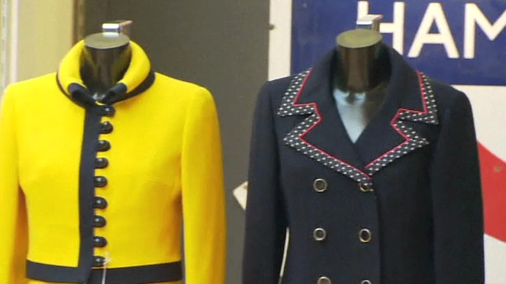 Vydražené kostýmky Margaret Thatcherové